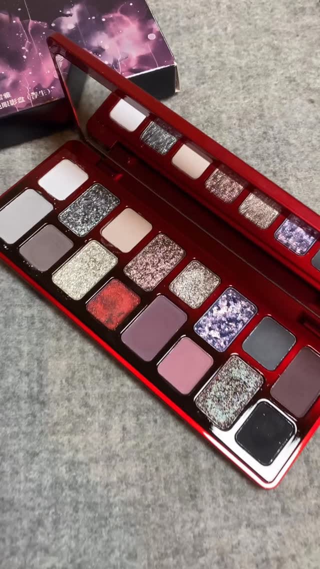 Post 3 by Dani Dopazo / Makeup Artist on Instagram (video)