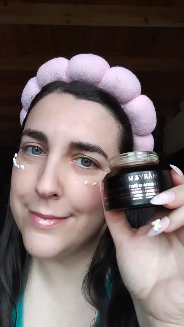 Post 3 by Carmen 💖 on Instagram (video)
