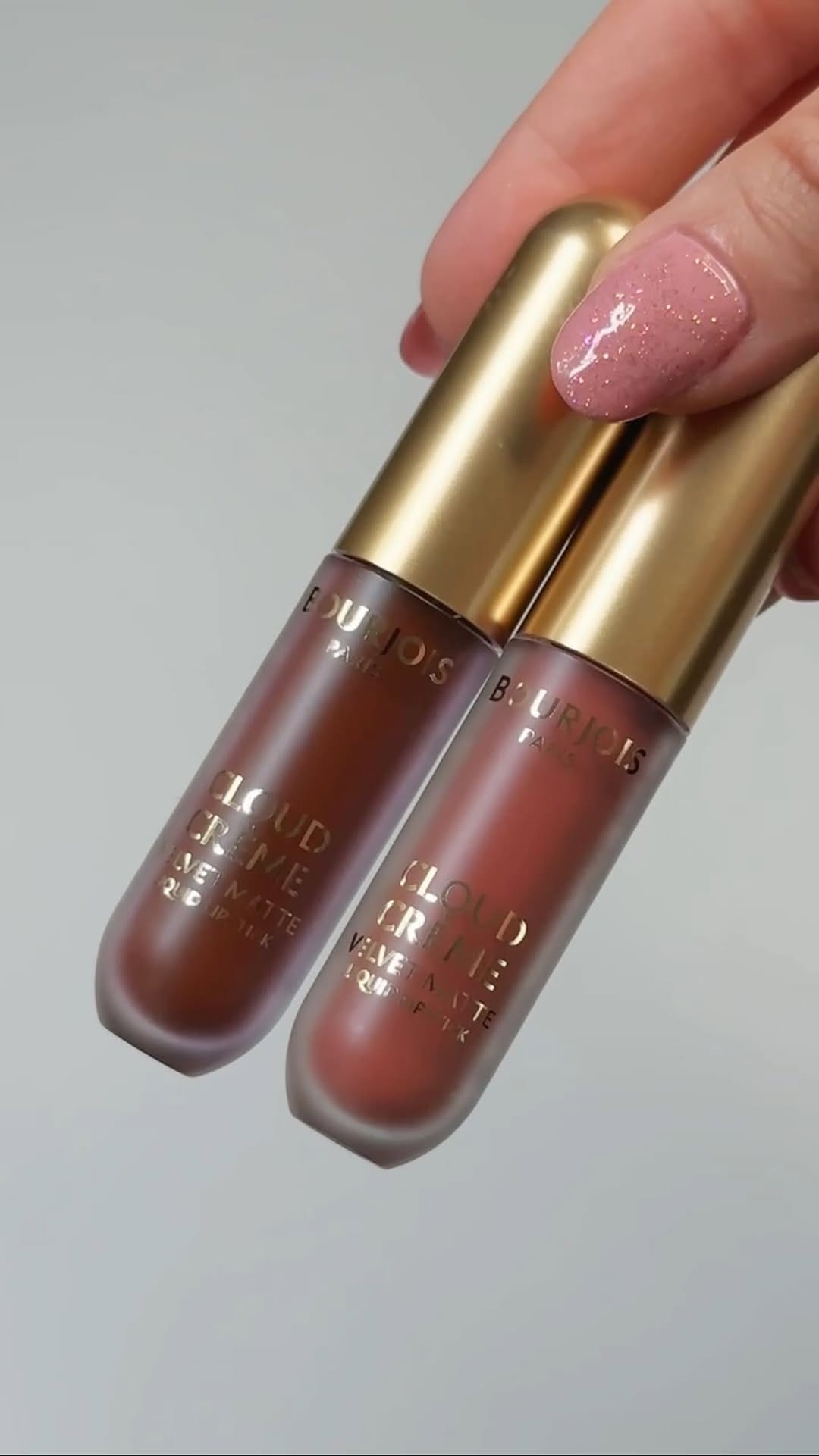 Post 8 by Lara Forteza on Instagram (video)