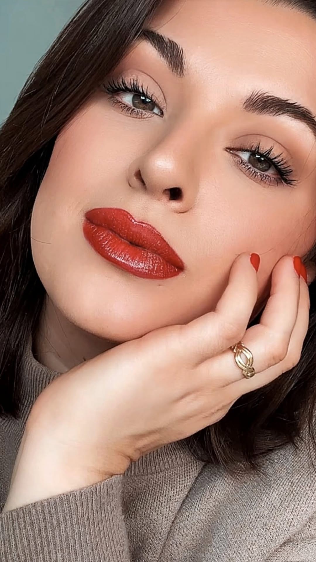 Post 10 by Lara Forteza on Instagram (video)