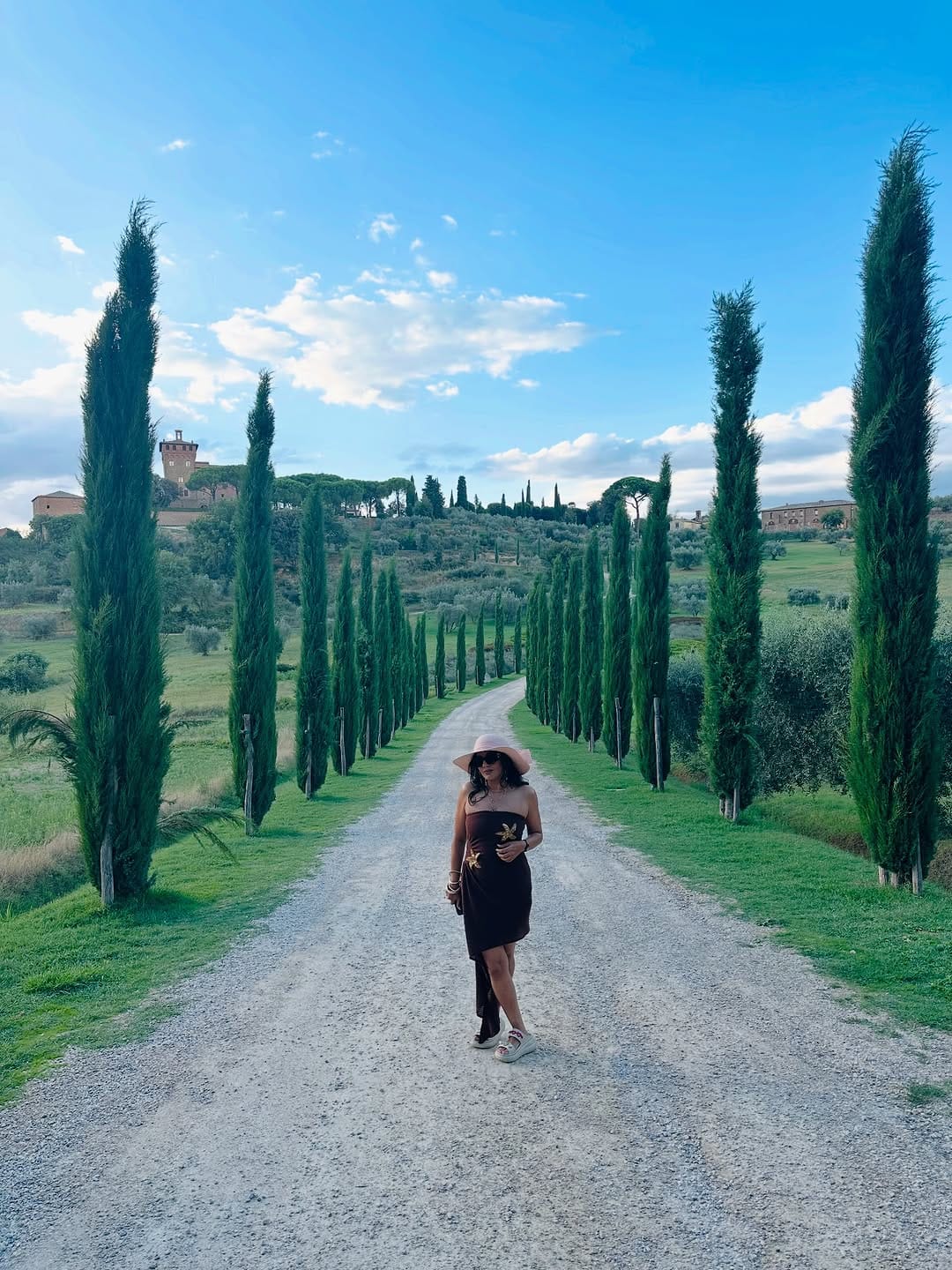 Post 10 by Nidhi Baldwa Bargoti on Instagram (carousel)