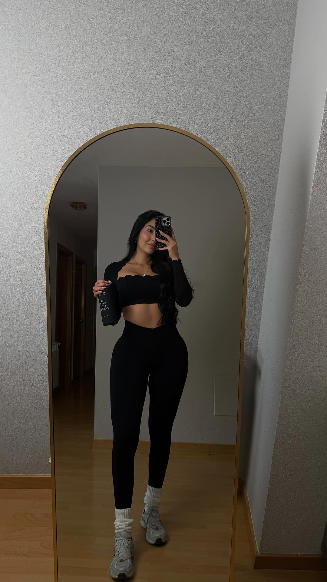 Post 6 by Dulce Jimenez on Instagram (video)