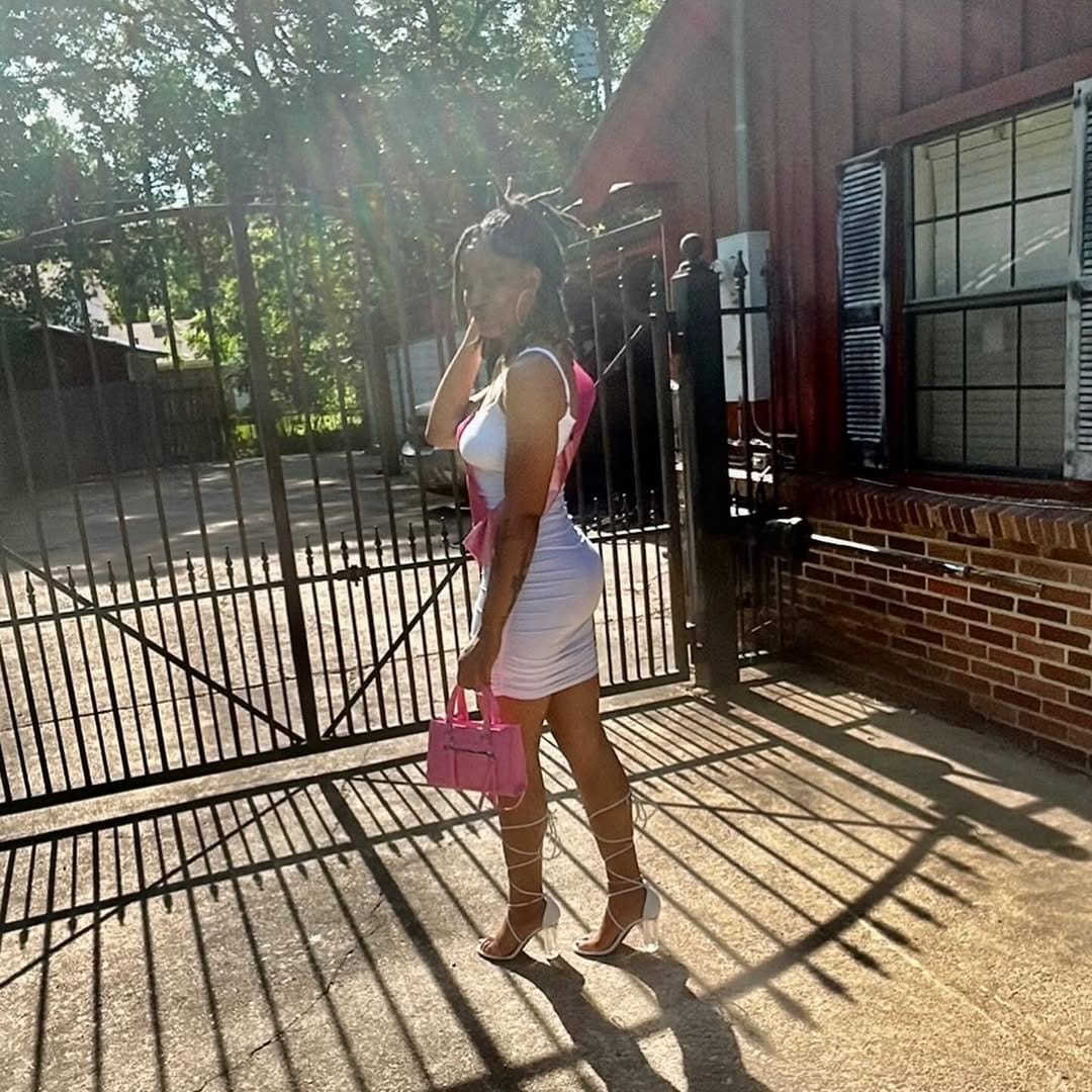 Post 2 by 🕷️ BIG 44 🧳 on Instagram (carousel)