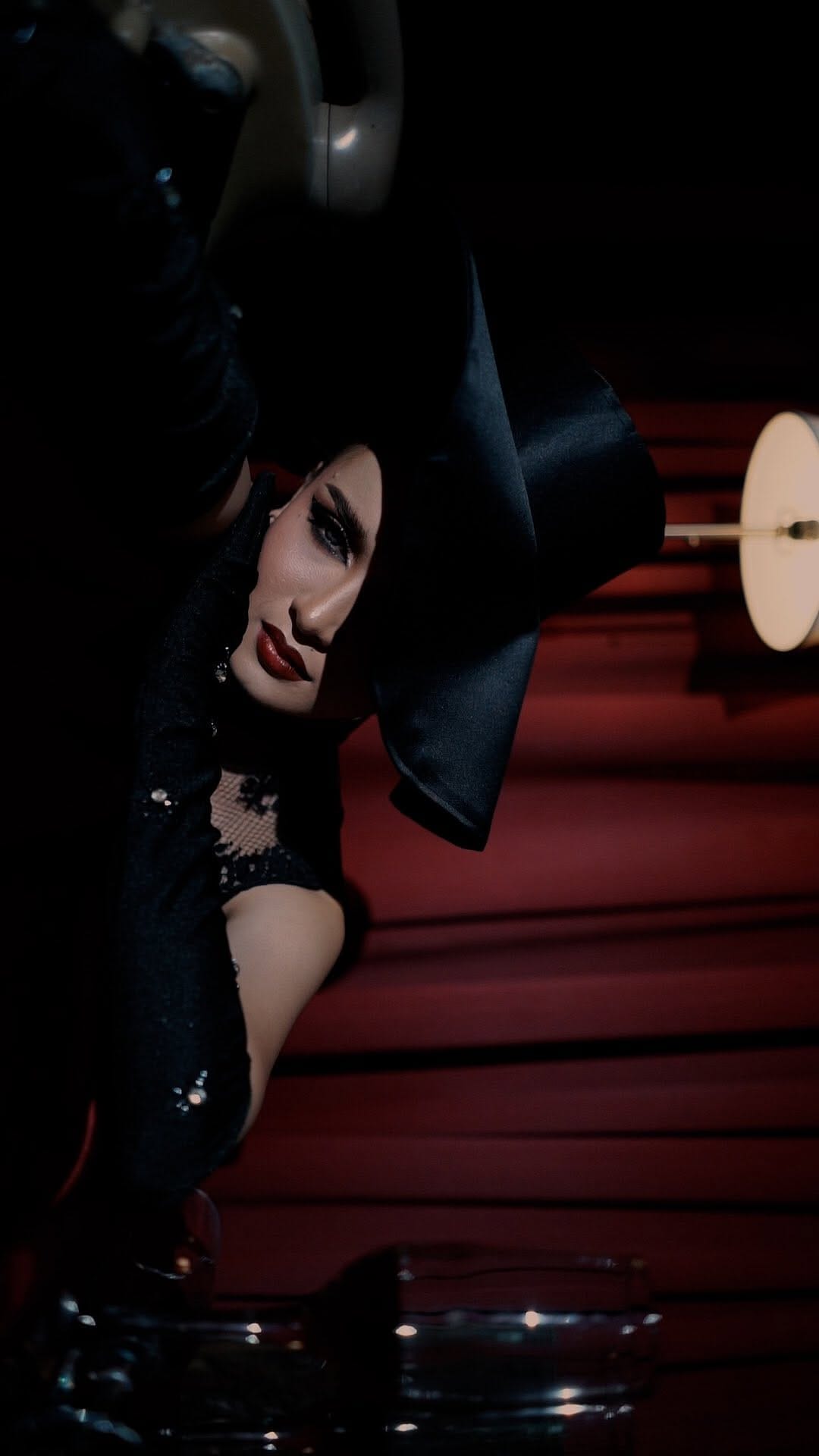Post 6 by PROFESSIONAL MAKE UP ARTIST on Instagram (video)