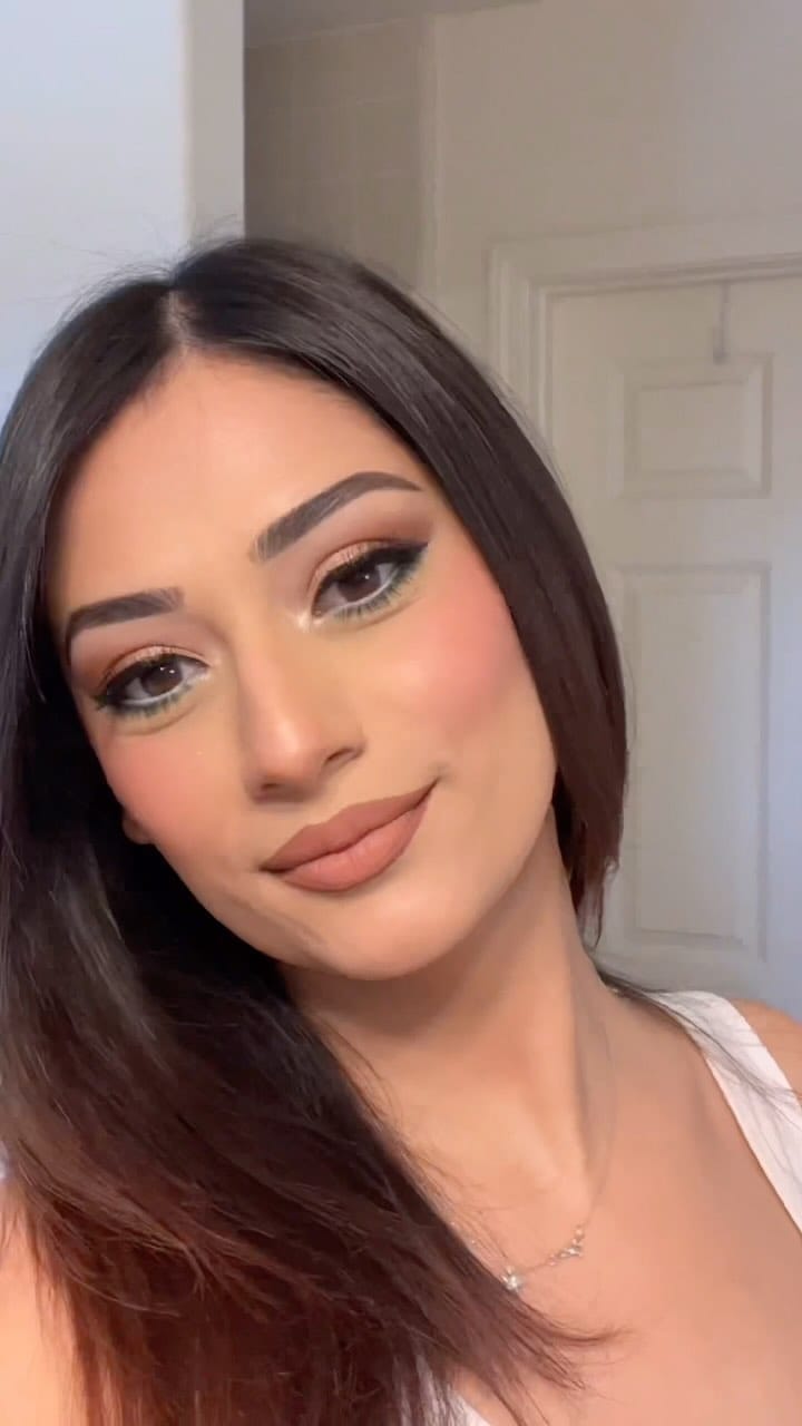 Post 8 by Mary | Austin Texas Makeup Artist 🇦🇲 on Instagram (video)