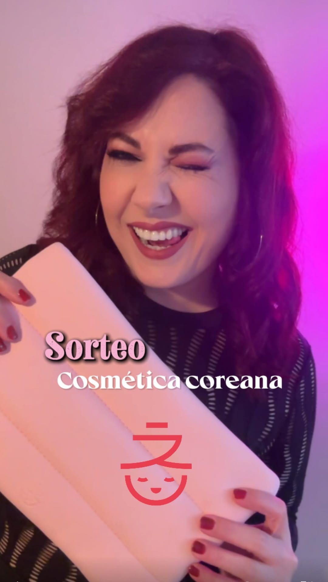 Post 2 by Monica Vizuete on Instagram (video)