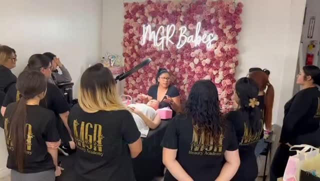 Post 5 by Mimi’s Glam Room Academy on Instagram (video)