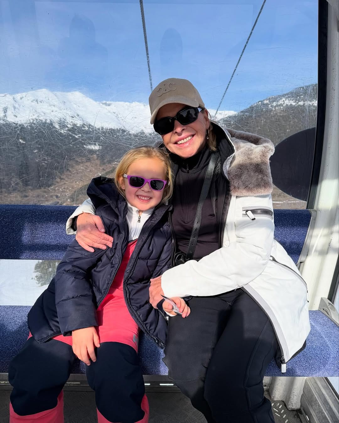 Post 3 by Bartina Koeman on Instagram (carousel)