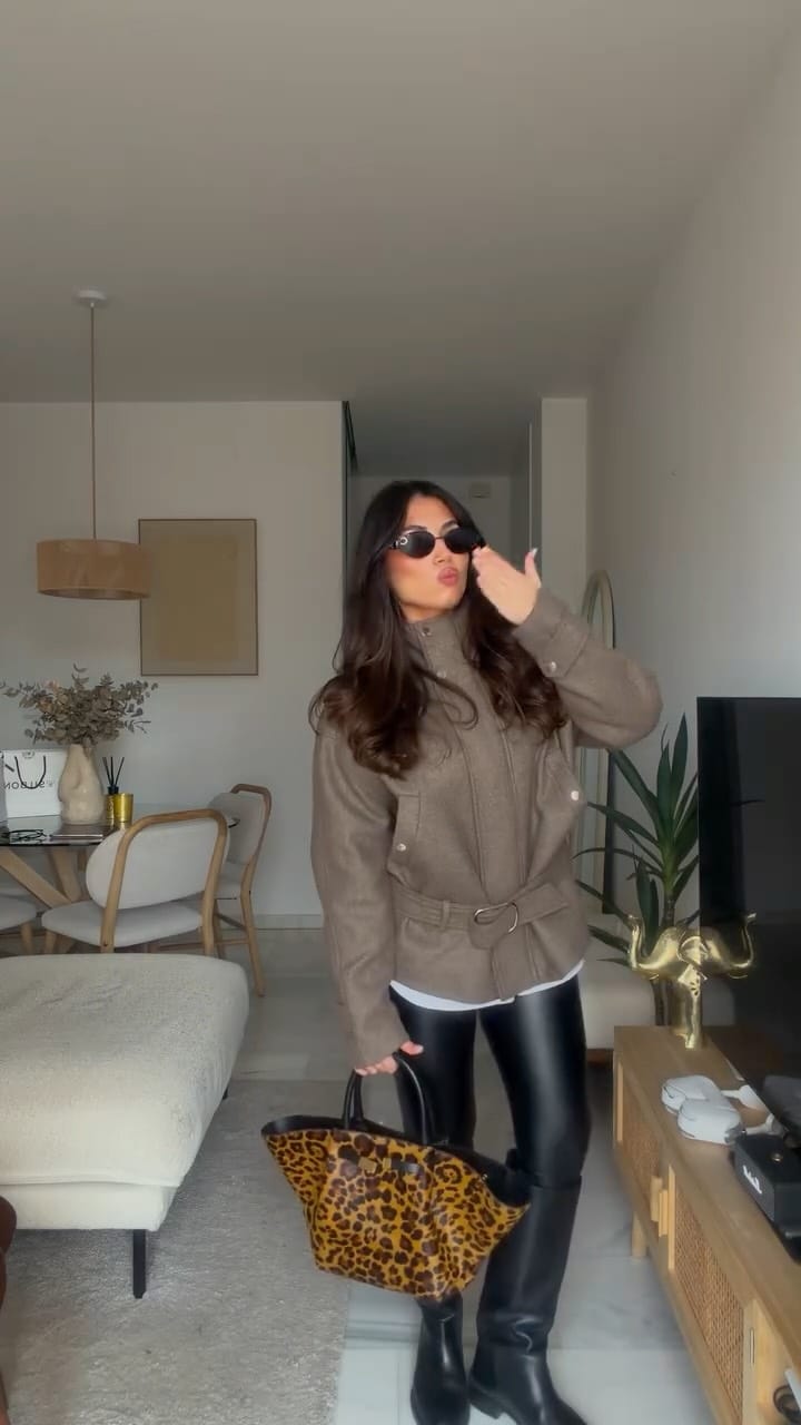 Post 6 by MARÍA SEGARRA on Instagram (video)