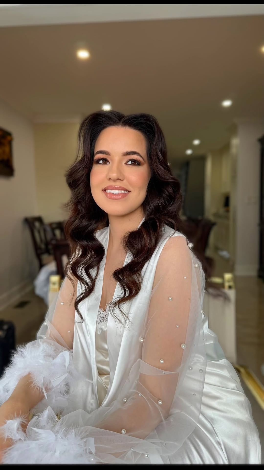 Post 10 by Mayara Reis | Pro Makeup Artist on Instagram (video)