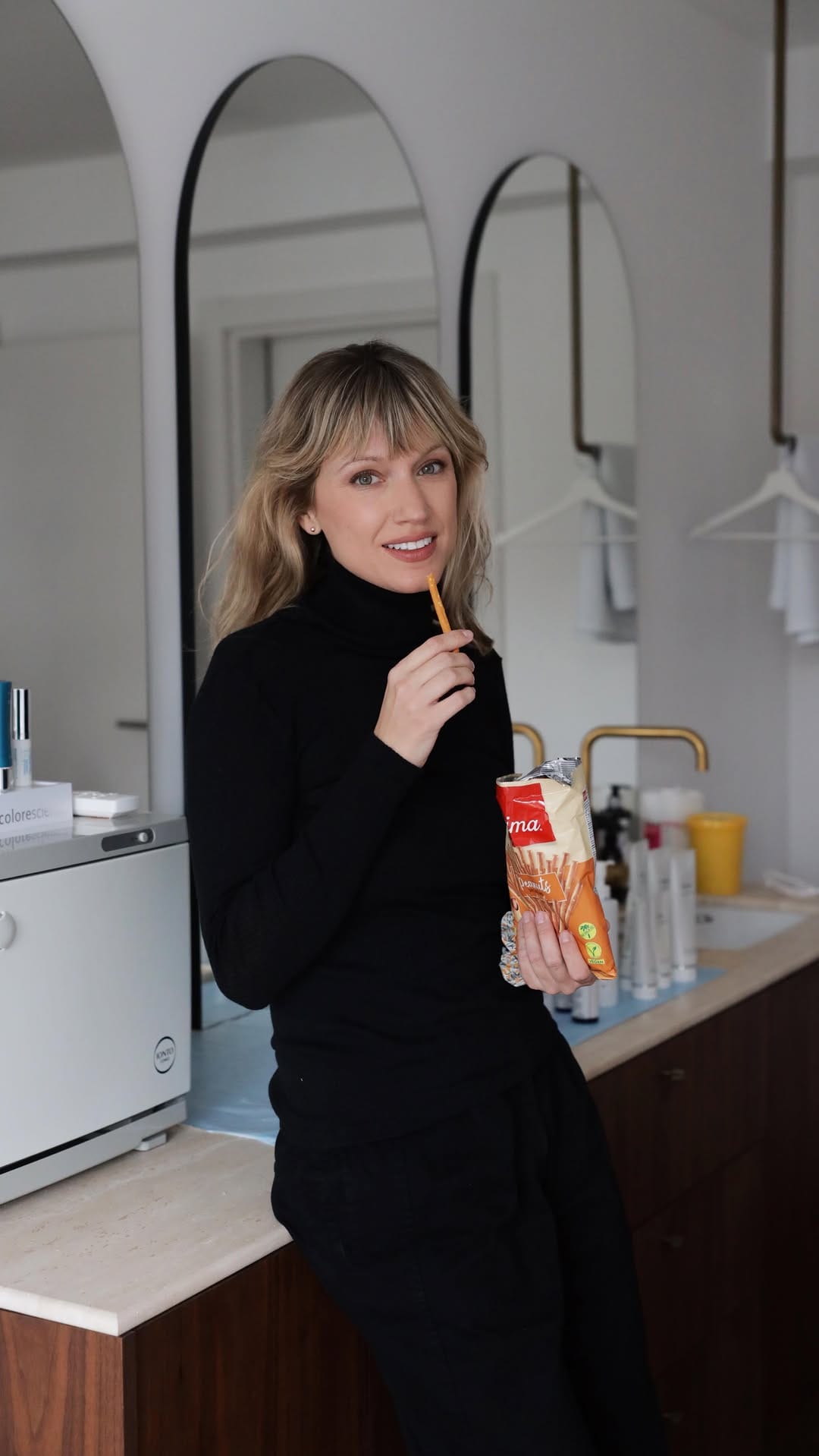 Post 6 by Ena Jovic on Instagram (video)