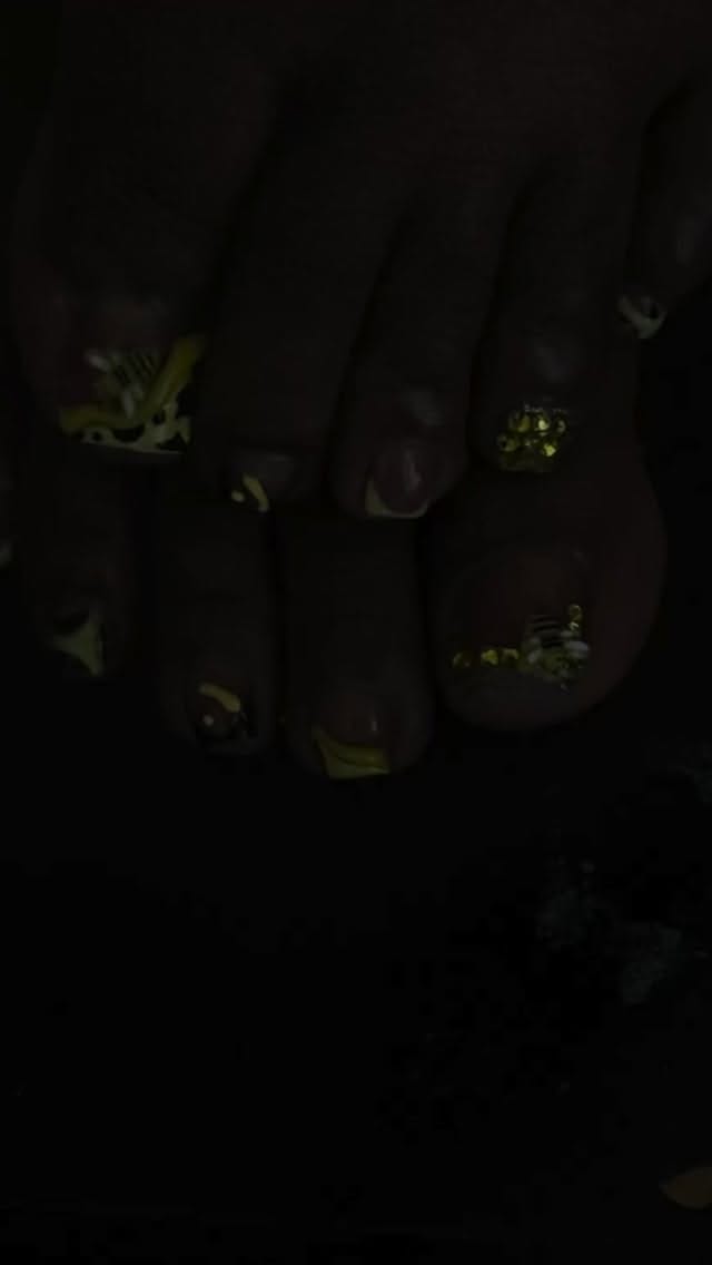 Post 7 by Oahu nail tech📍 on Instagram (video)