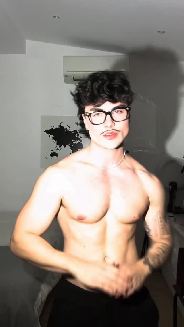 Post 4 by Álvaro López-Sainz on Instagram (video)