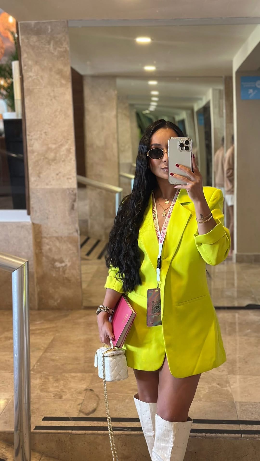 Post 10 by 𝐋𝐀𝐔𝐑𝐀 𝐈𝐁𝐀Ñ𝐄𝐙 |  𝐌𝐀𝐊𝐄𝐔𝐏 𝐎𝐂𝐀Ñ𝐀 on Instagram (video)