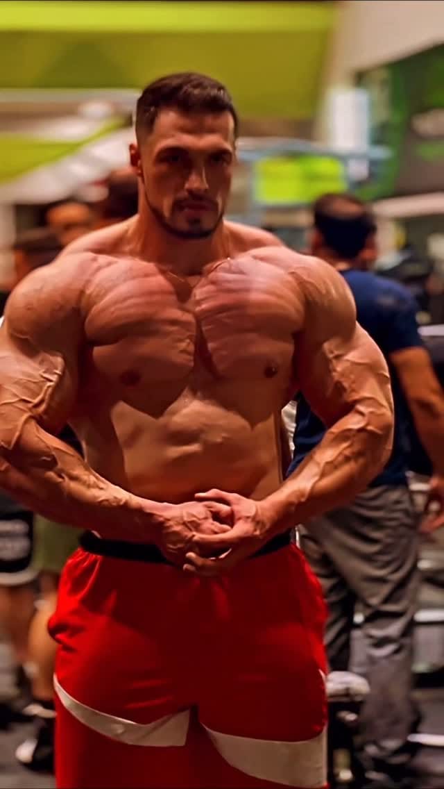 Post 8 by Reza heydari/رضاحیدری on Instagram (video)