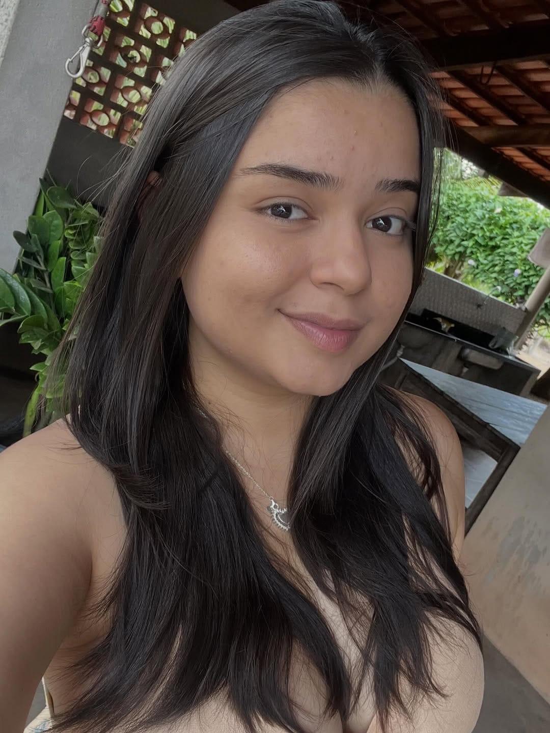 Post 3 by Camila Inácio on Instagram (image)