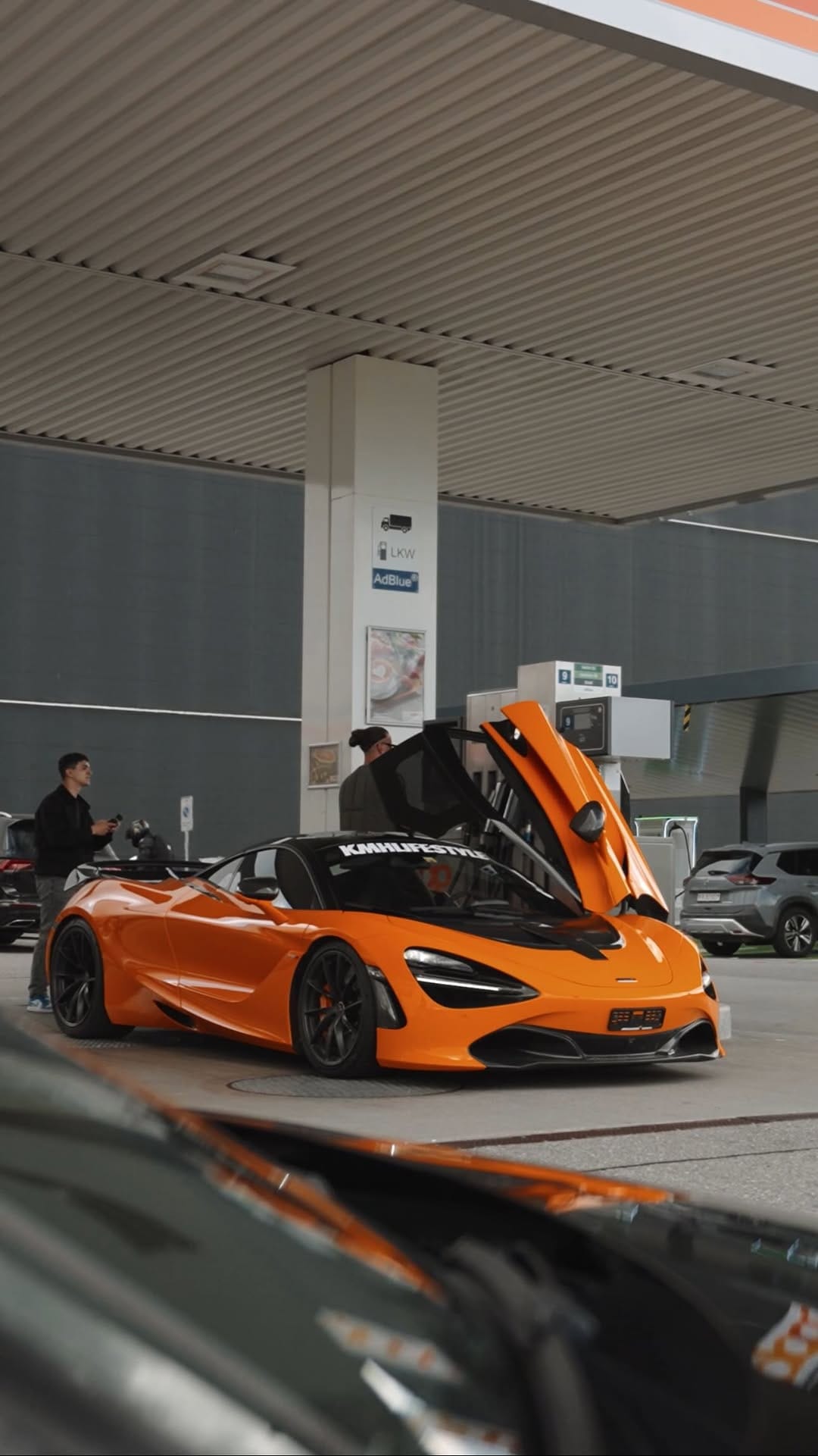 Post 2 by Manuel Ruiz on Instagram (video)