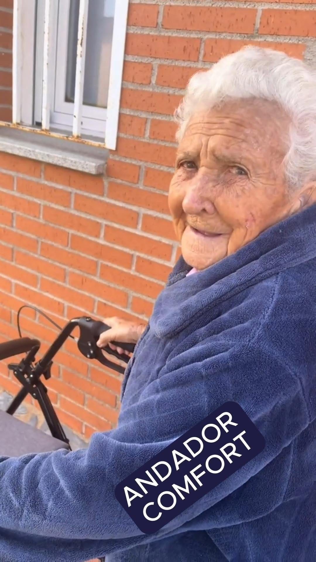 Post 8 by KMINA | Movilidad y baño | Personas Mayores on Instagram (video)