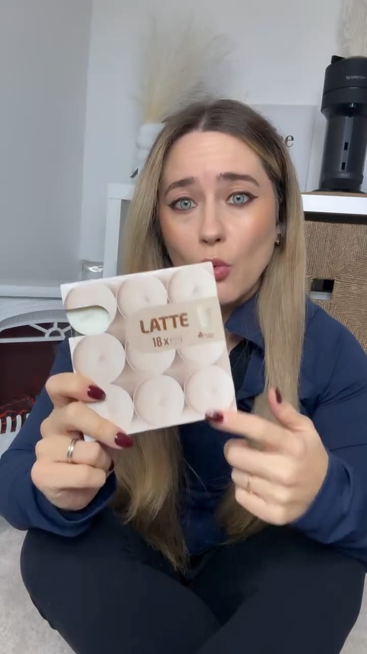 Post 4 by Albitamakeup on Instagram (video)