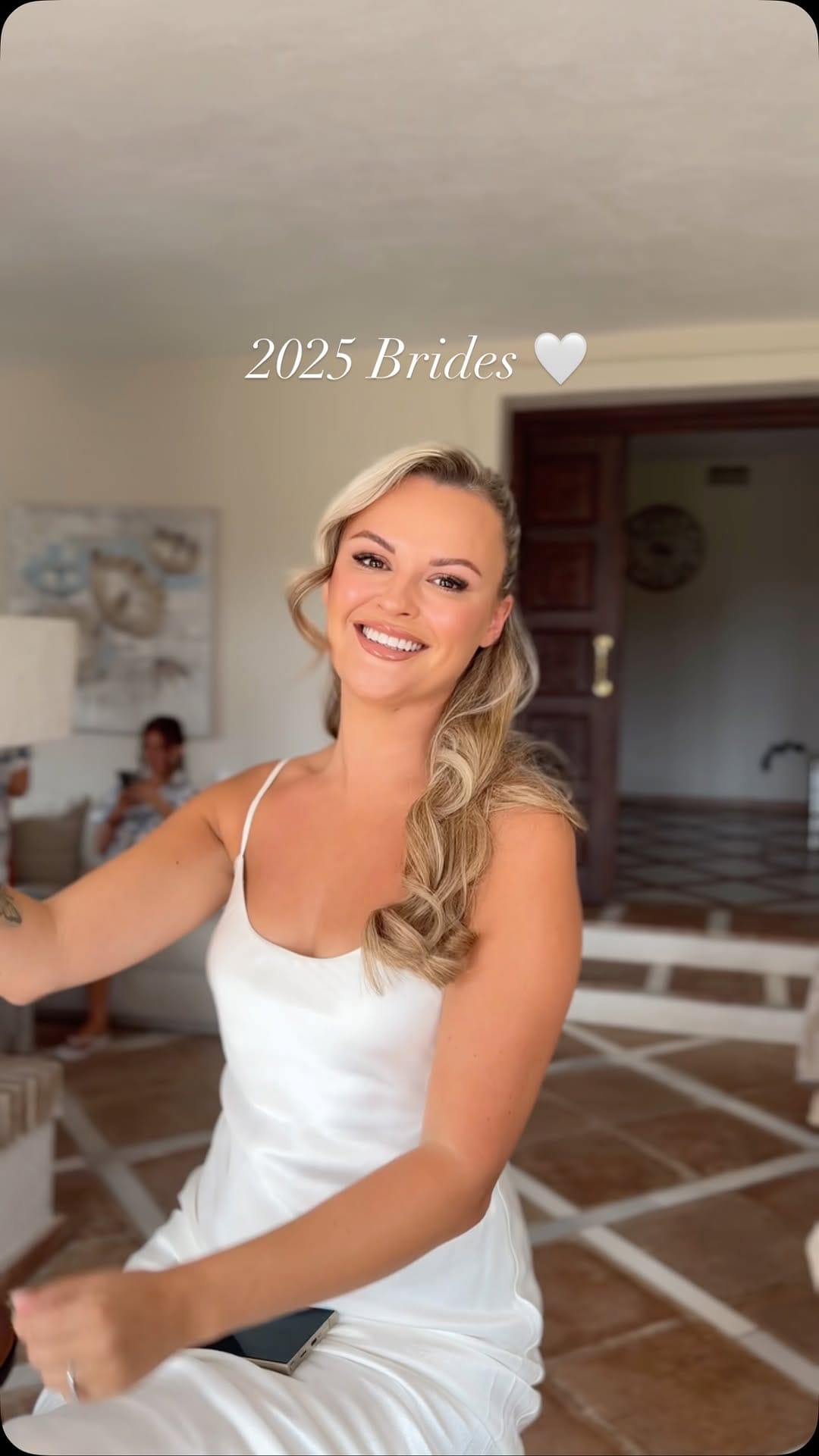 Post 6 by Amber Brooke 🎀 - Marbella Makeup Artist on Instagram (video)