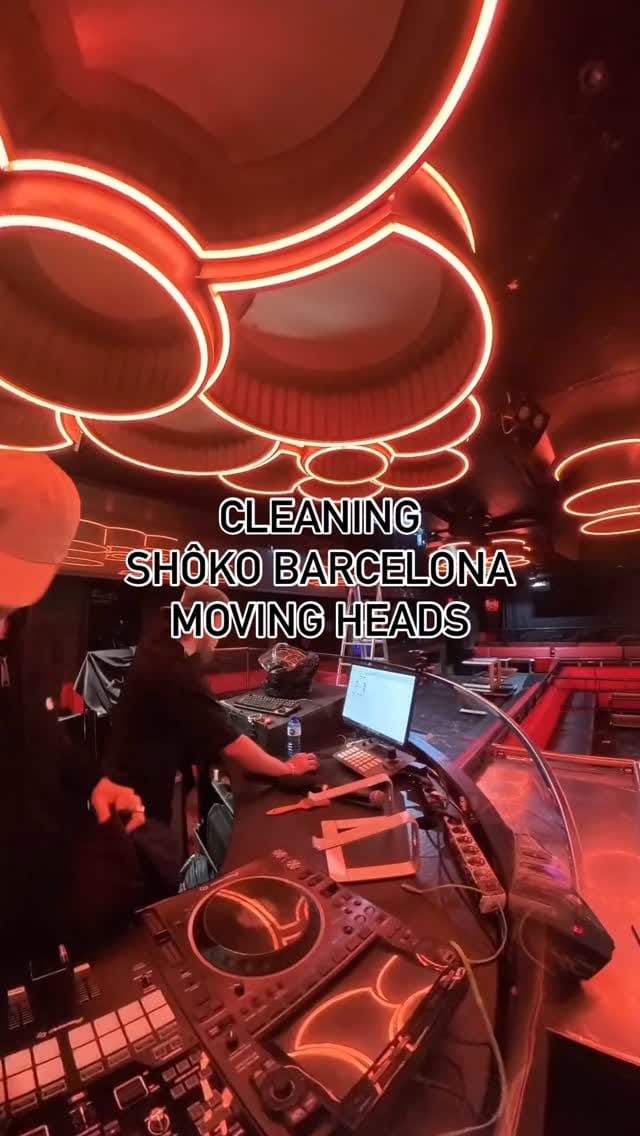 Post 5 by MÀXIM MORALES on Instagram (video)