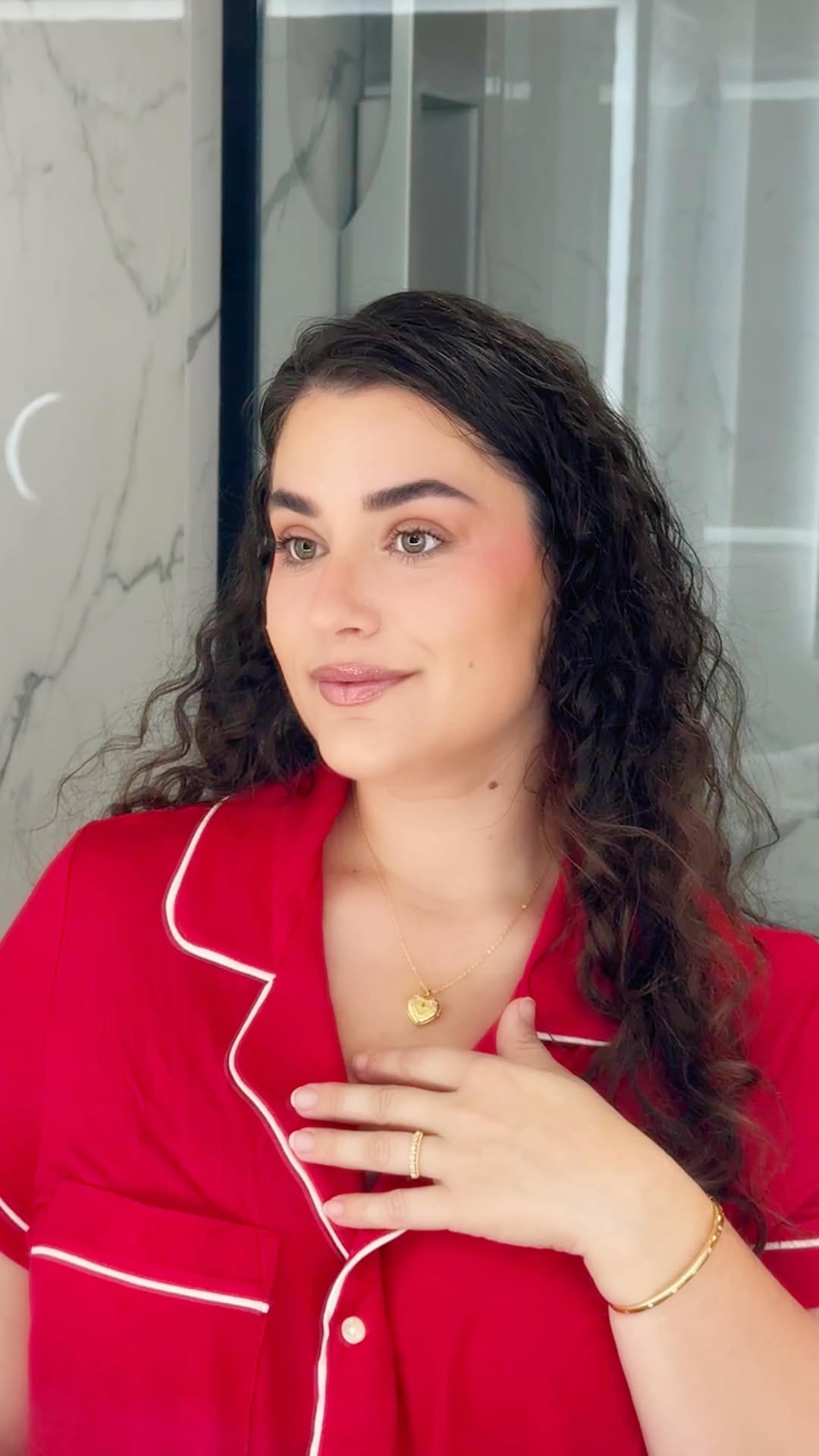 Post 10 by Liset Camacho on Instagram (video)