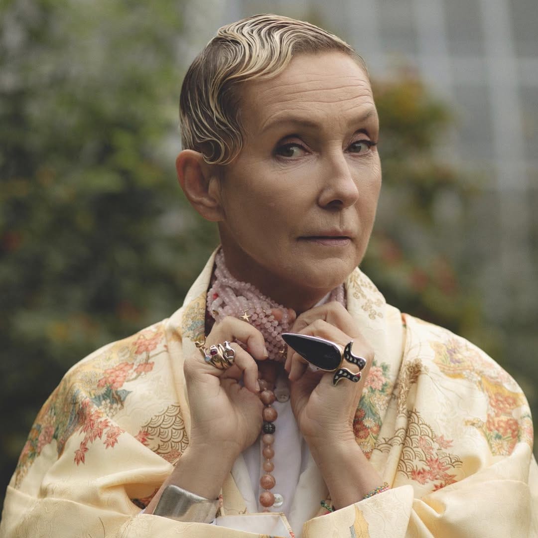 Post 10 by Mariia Nepriakhina makeup artist, hairstylist Barcelona on Instagram (carousel)