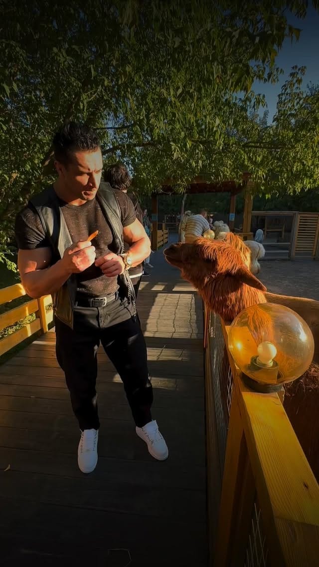 Post 4 by Rustam Ocherkhadzhiev ROcher on Instagram (video)