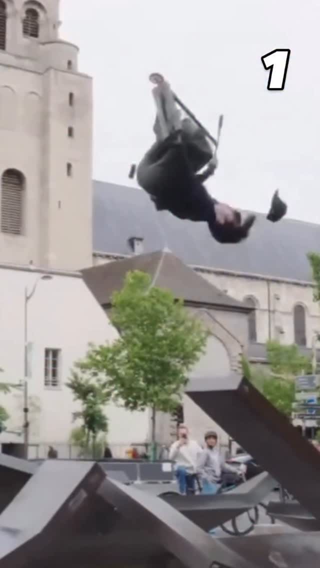 Post 7 by Charley Dyson on Instagram (video)