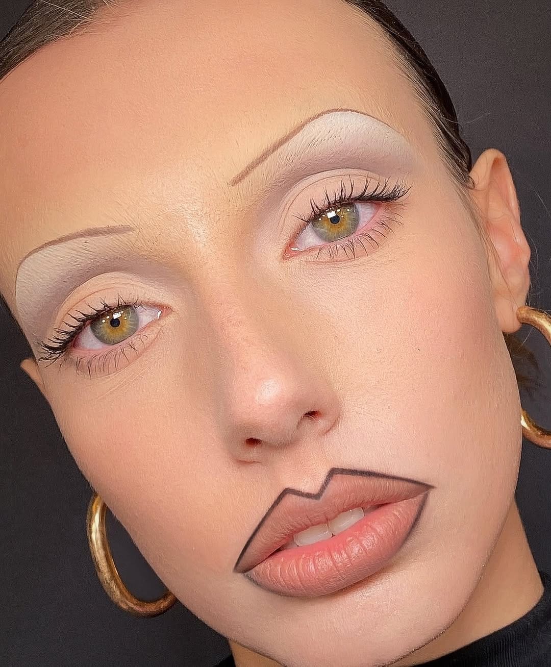 Post 2 by N E LA • H E R N Á N D E Z on Instagram (image)