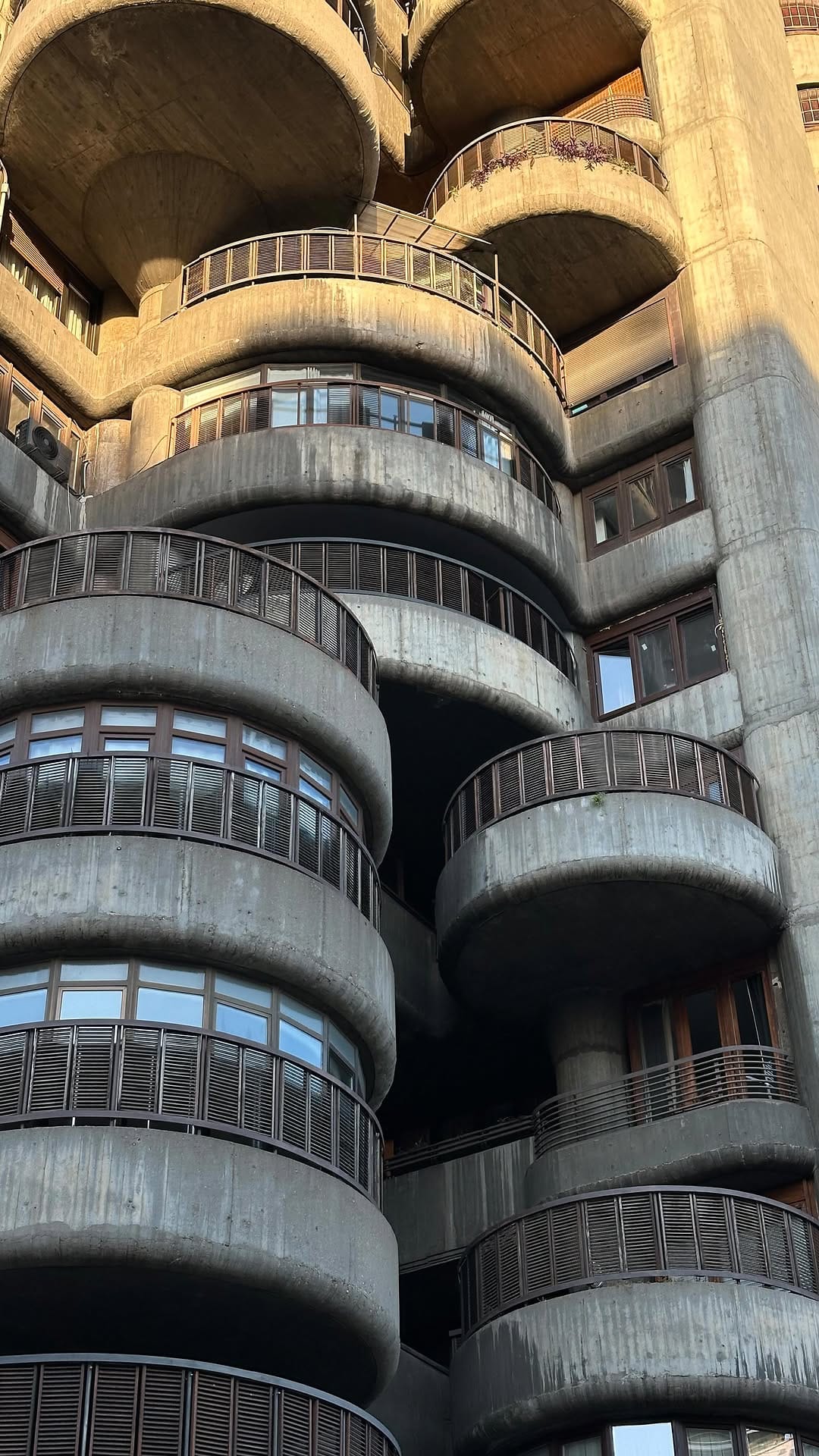 Post 2 by Martin Williamson | Ing. Civil on Instagram (video)