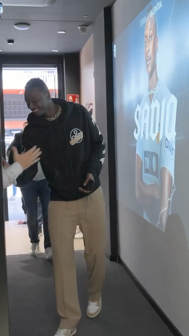 Post 5 by SADIQ MEGA👑         🐆 on Instagram (video)