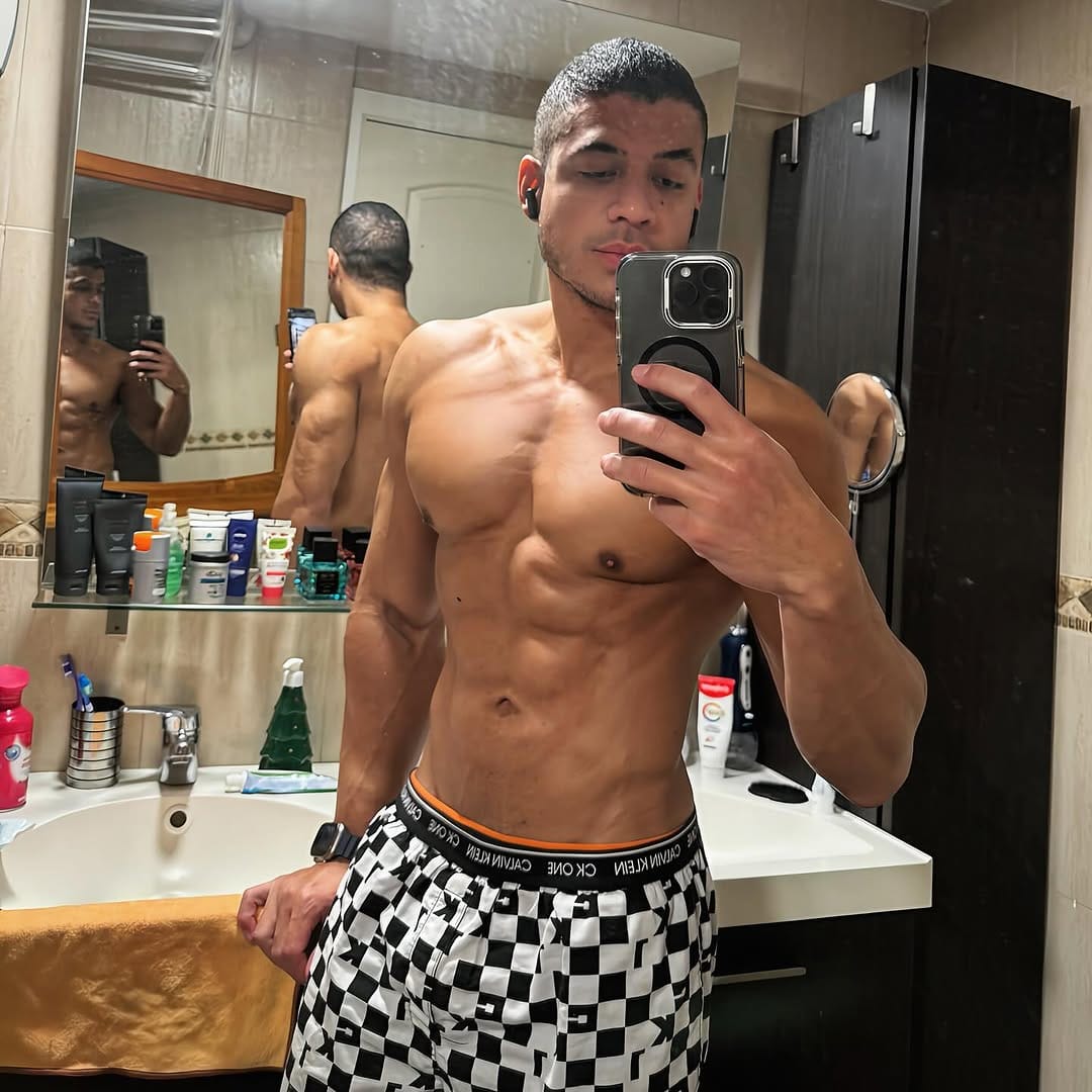 Post 9 by Jhonny Figuera on Instagram (image)