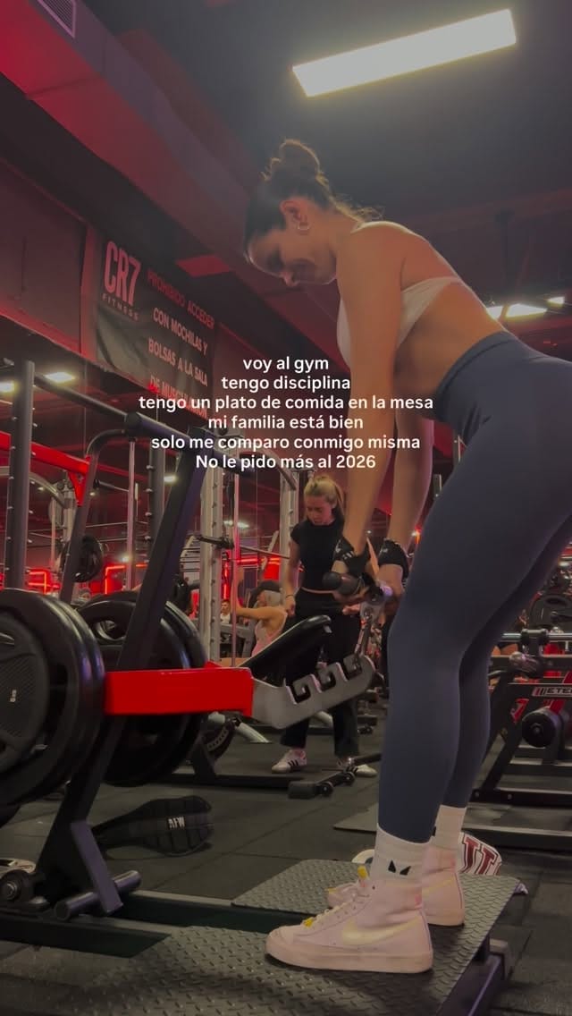 Post 4 by Andrea Cruz Pérez on Instagram (video)