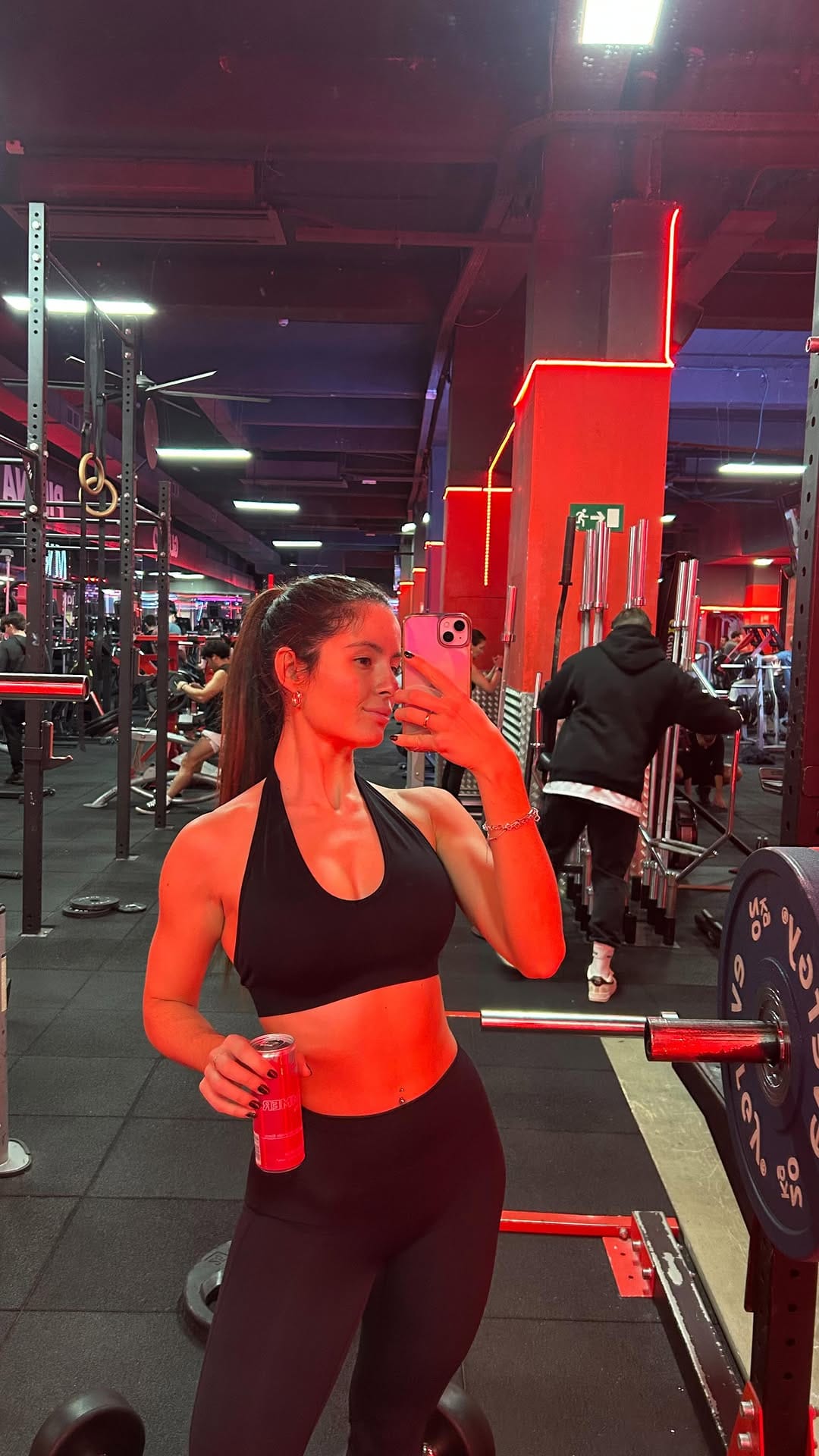 Post 8 by Andrea Cruz Pérez on Instagram (video)