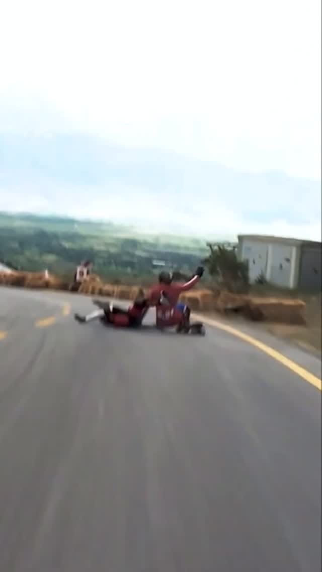 Post 9 by adrien paynel on Instagram (video)