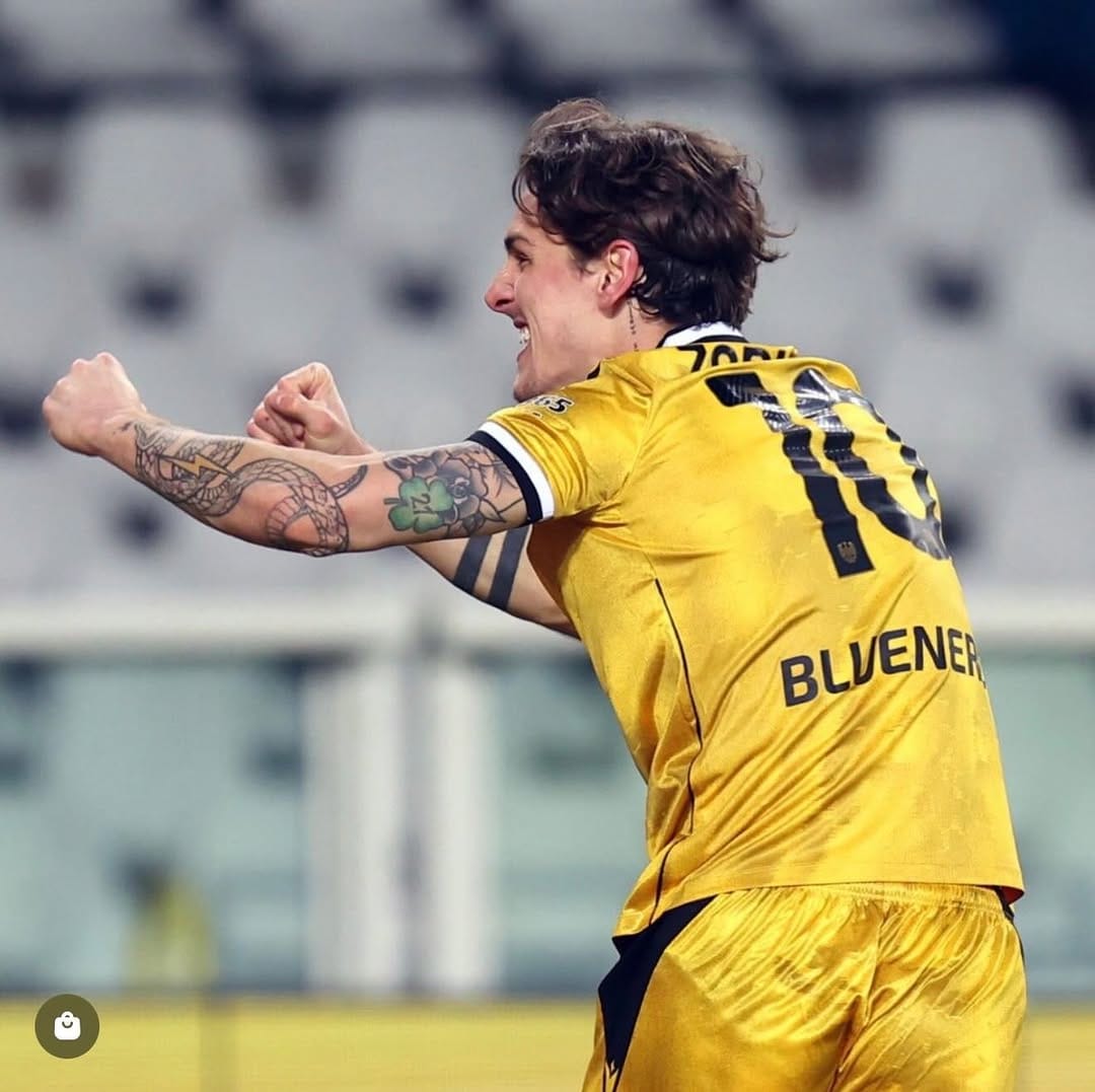 Post 3 by Nicolò Zaniolo on Instagram (image)