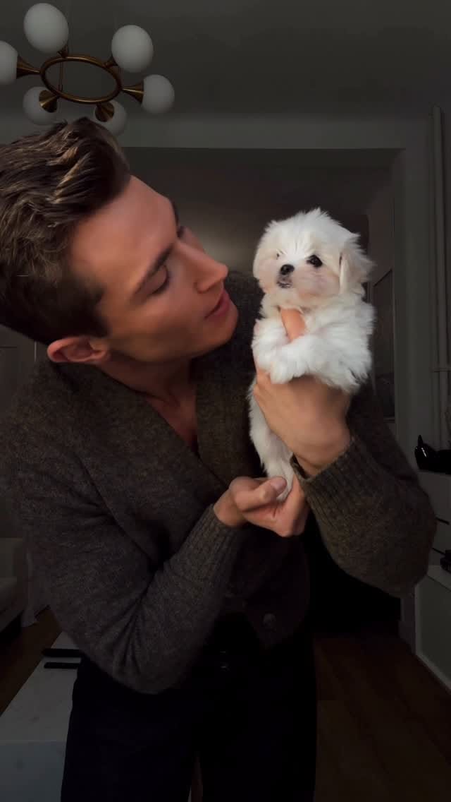 Post 3 by HUGO FUERTES on Instagram (video)