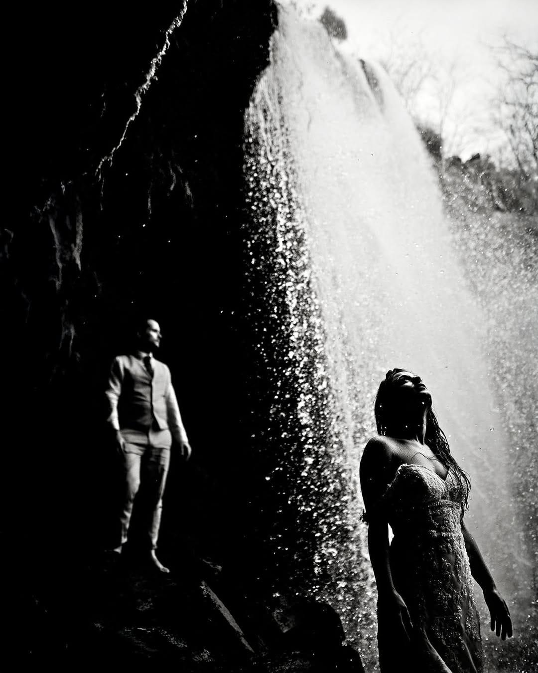 Post 6 by Natan & Esther |  Mallorca, Marrakech, BCN Wedding Photographers on Instagram (carousel)