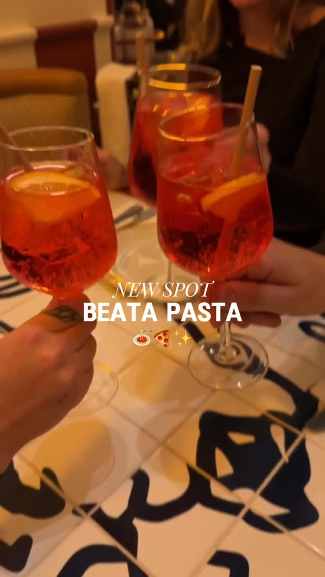 Post 1 by Las Wass - Tati & Lara on Instagram (video)