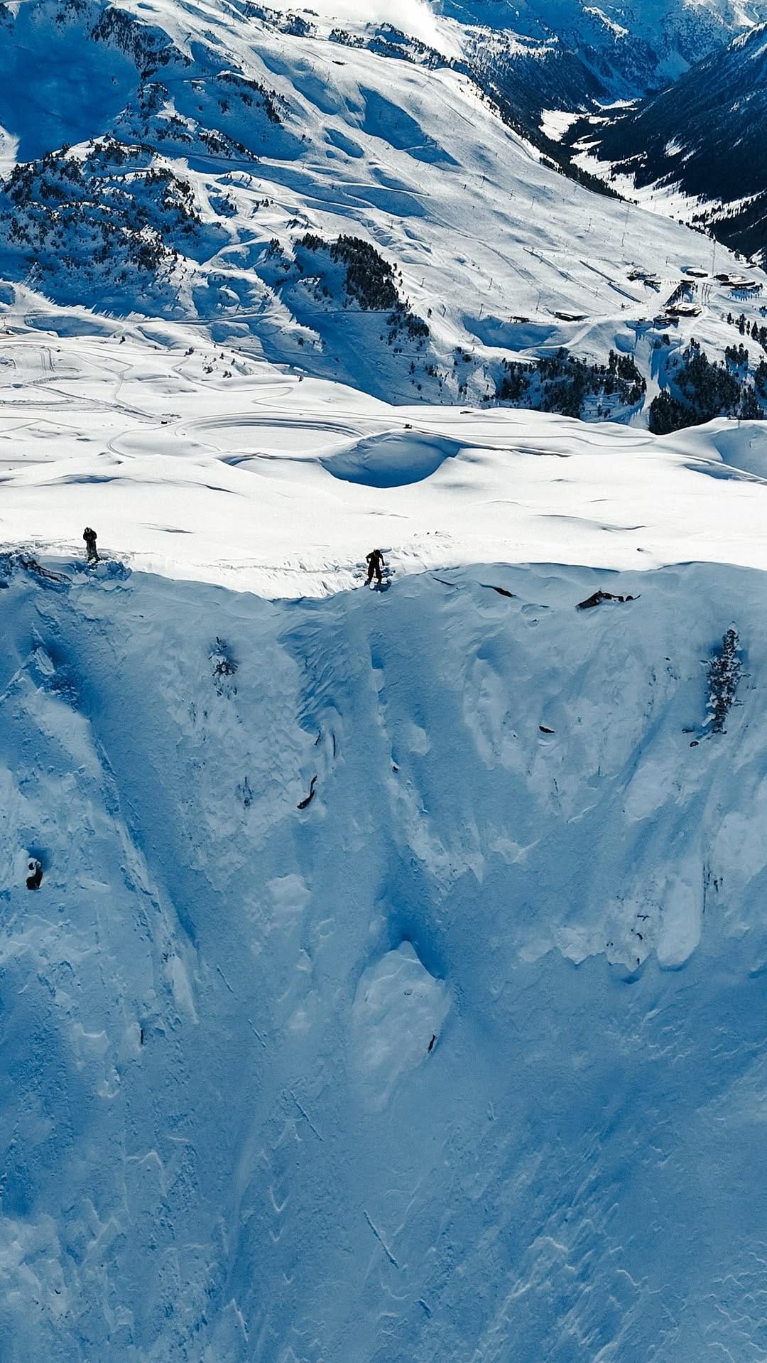 Post 1 by Maria Hidalgo Perlas on Instagram (video)