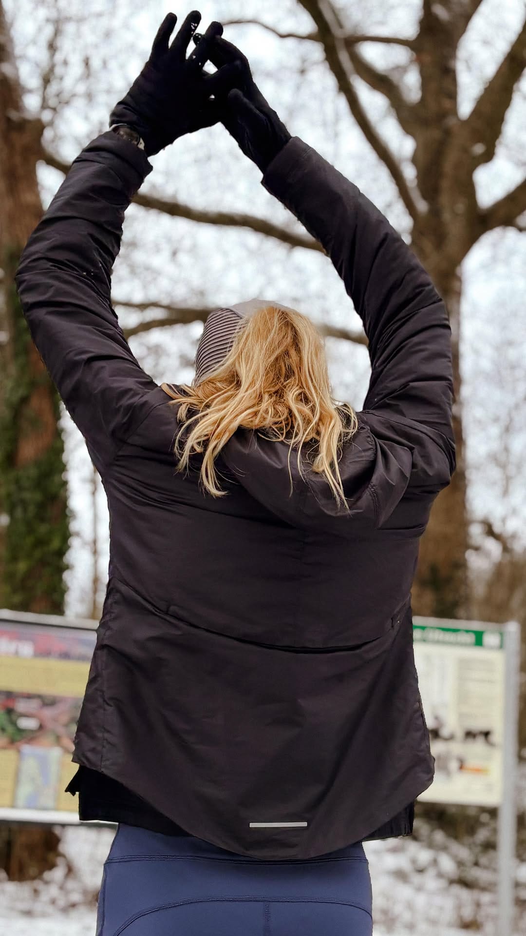 Post 6 by Monique van de Velde on Instagram (video)