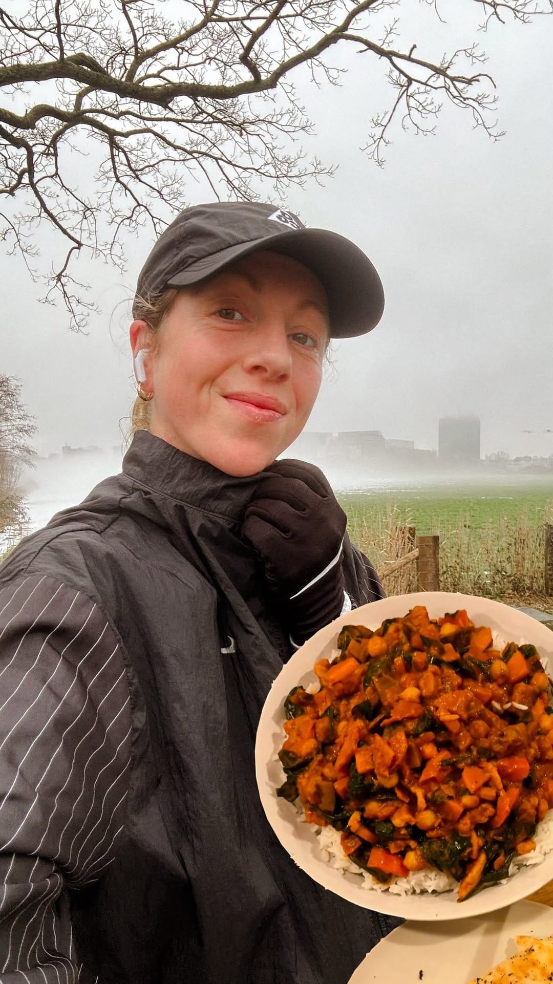 Post 5 by Monique van de Velde on Instagram (video)