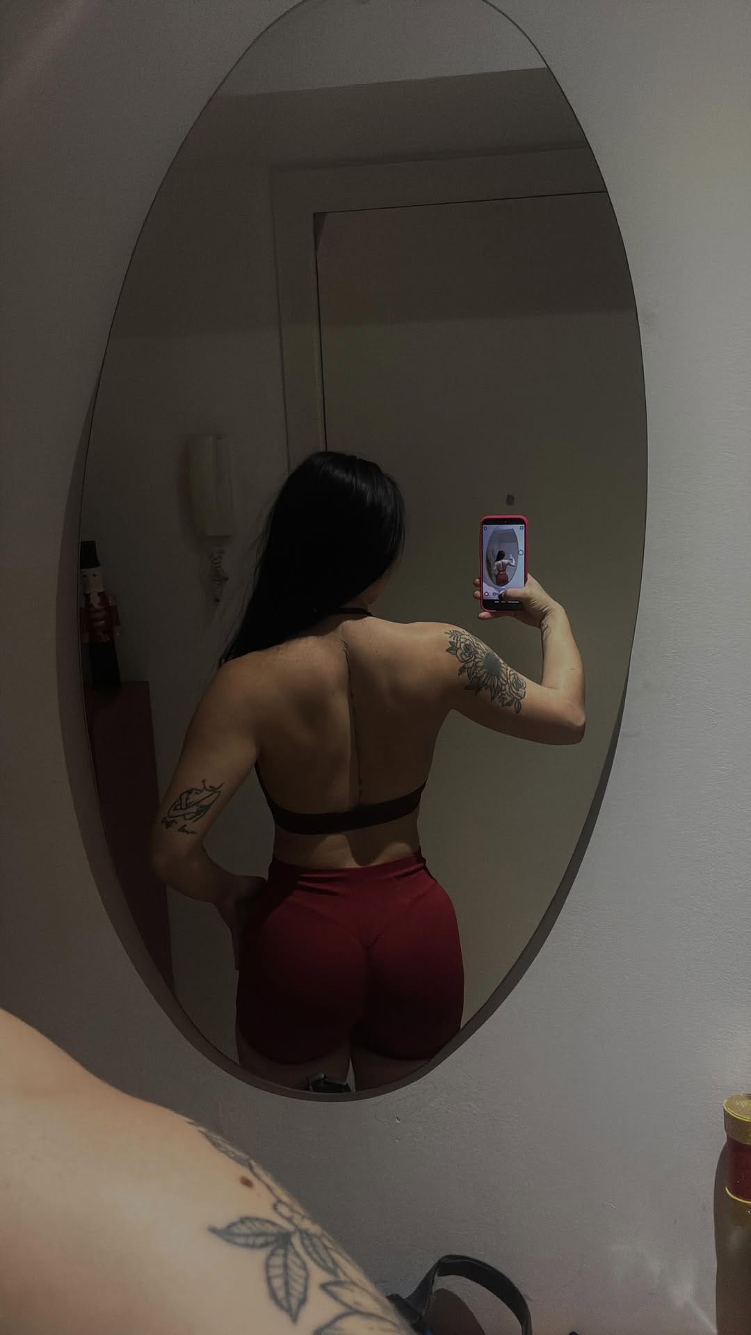 Post 6 by Carla Eixarch on Instagram (video)