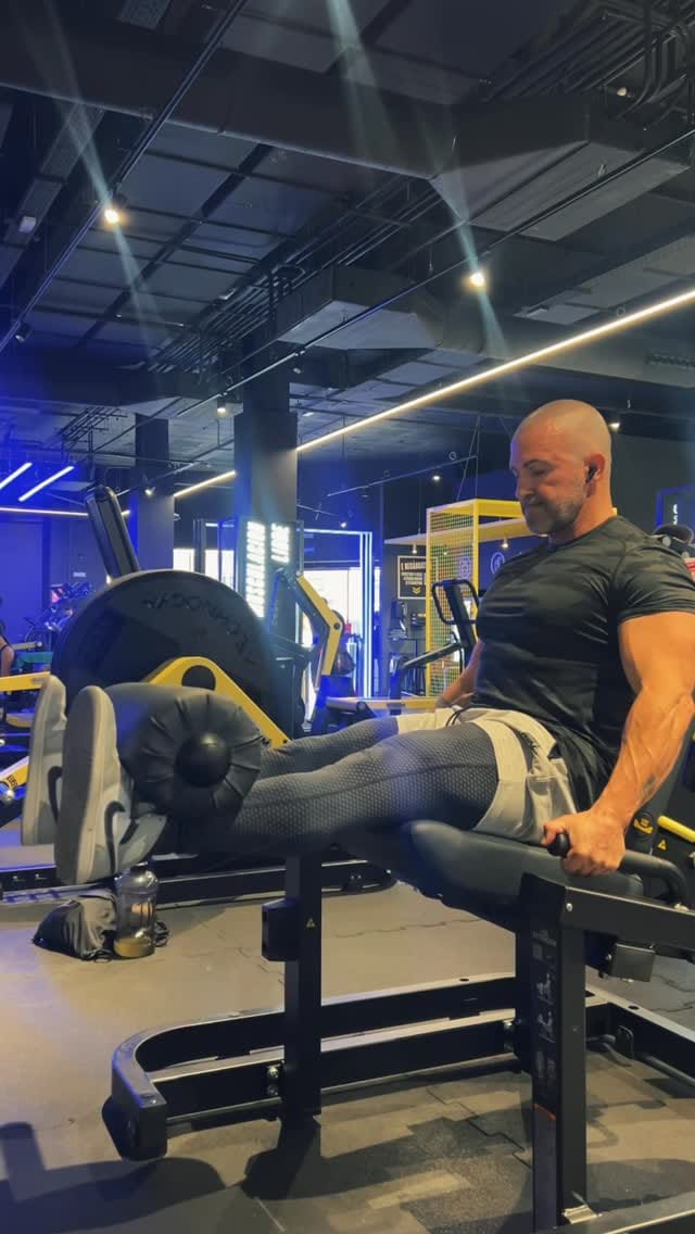 Post 5 by Michel Pérez - Entrenador Online on Instagram (video)