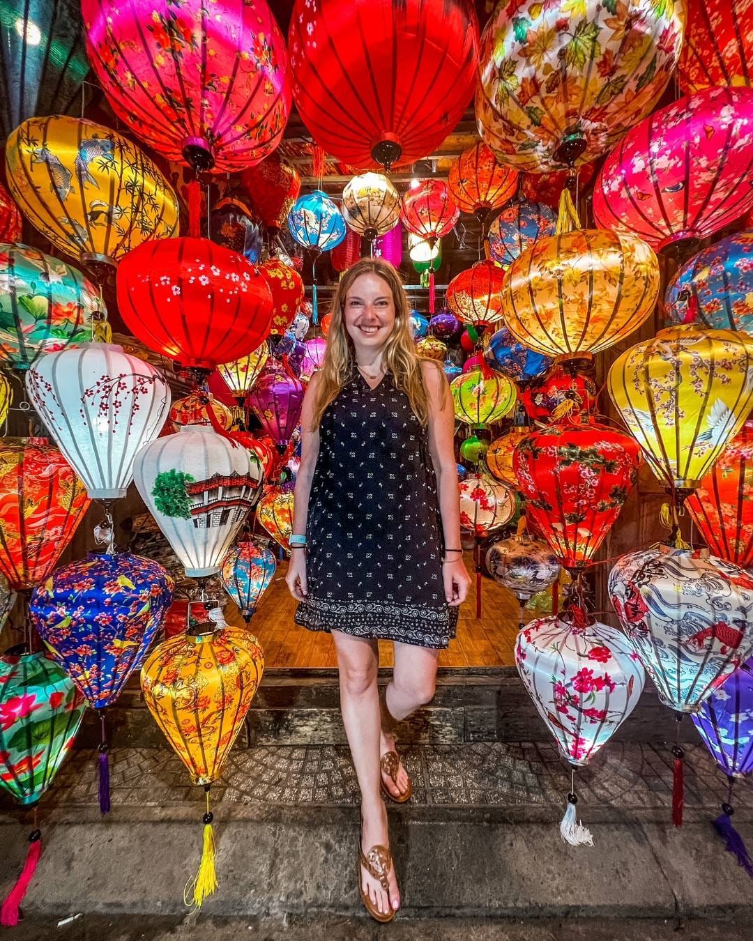 Post 5 by Lisa S. | Travel Blogger on Instagram (image)