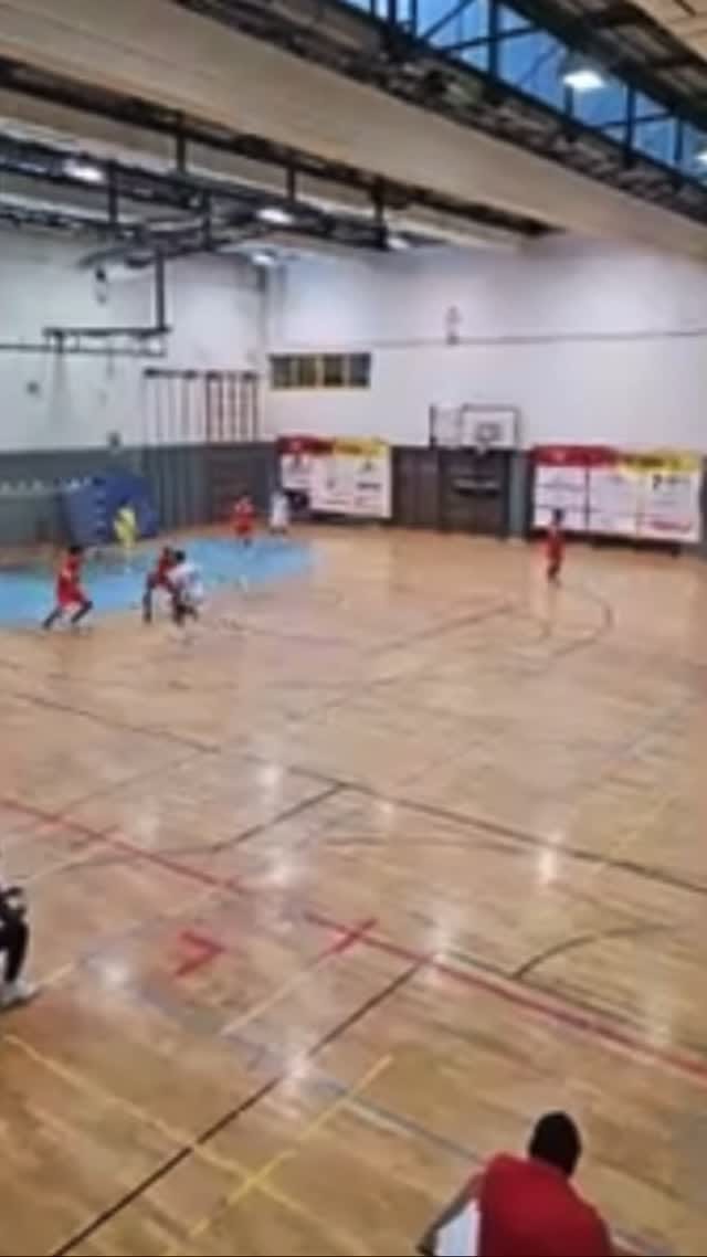Post 1 by JMV9 on Instagram (video)