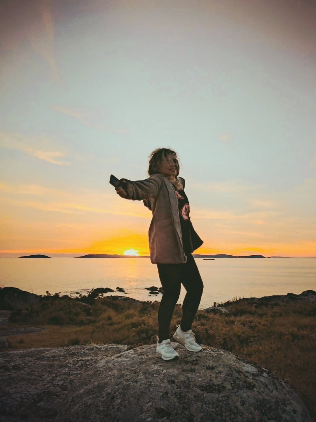 Post 3 by Ara Margano on Instagram (image)
