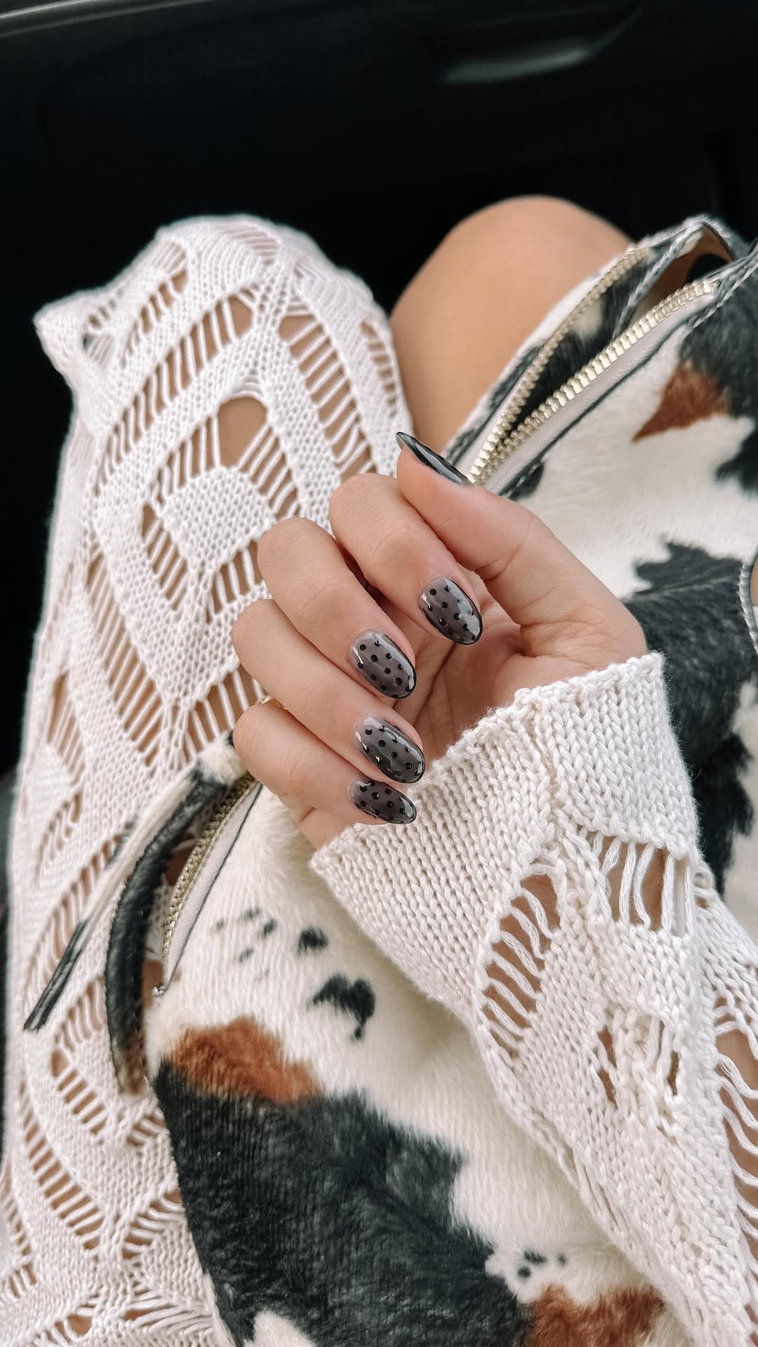 Post 2 by Mónica M. | fashion & daily inspo on Instagram (video)