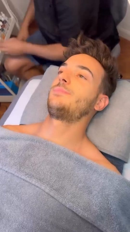 Post 10 by Carlos Martín | Terapias on Instagram (video)